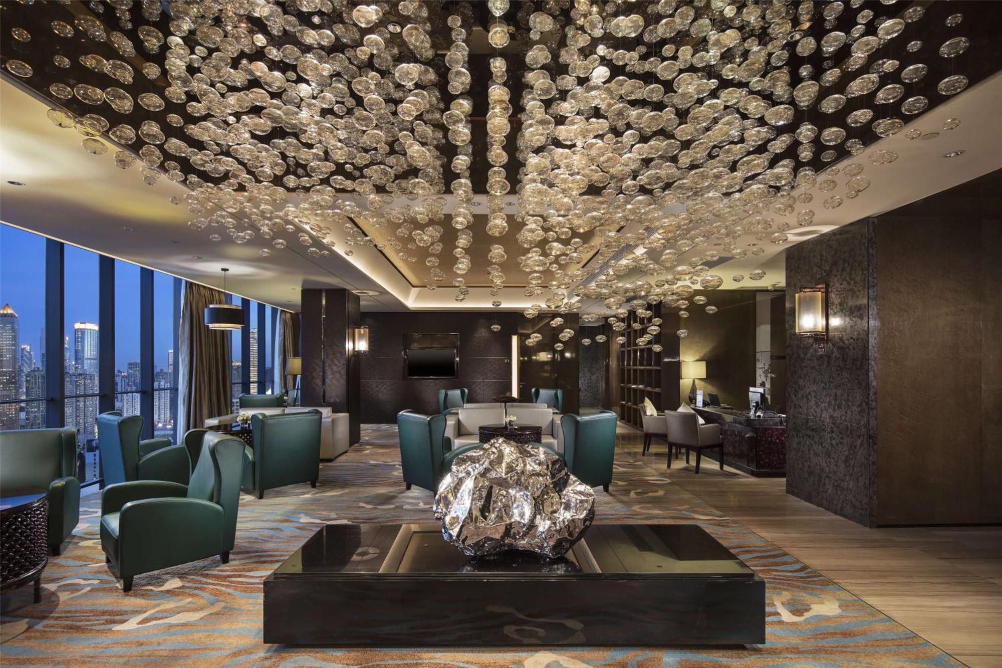 Hilton Guangzhou Tianhe - Free Shuttle Bus And Registration Counter Available During Canton Fair Period Eksteriør billede