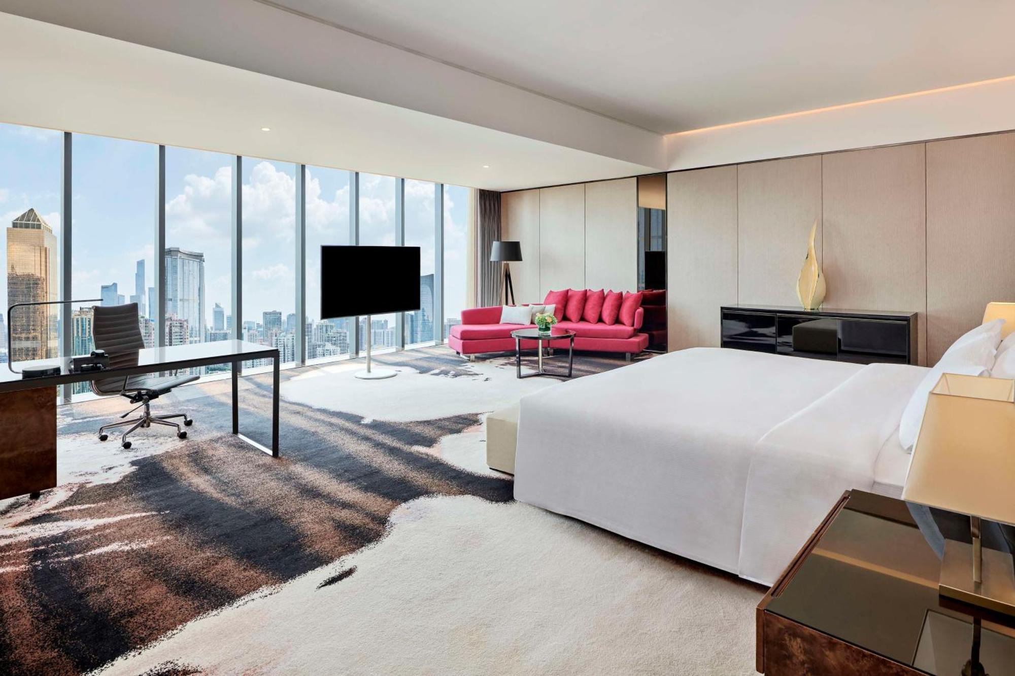 Hilton Guangzhou Tianhe - Free Shuttle Bus And Registration Counter Available During Canton Fair Period Eksteriør billede