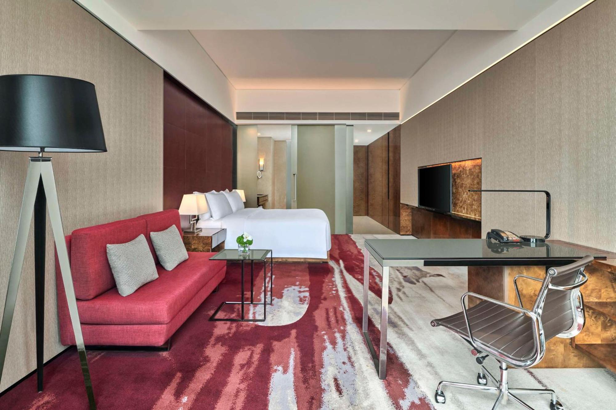 Hilton Guangzhou Tianhe - Free Shuttle Bus And Registration Counter Available During Canton Fair Period Eksteriør billede