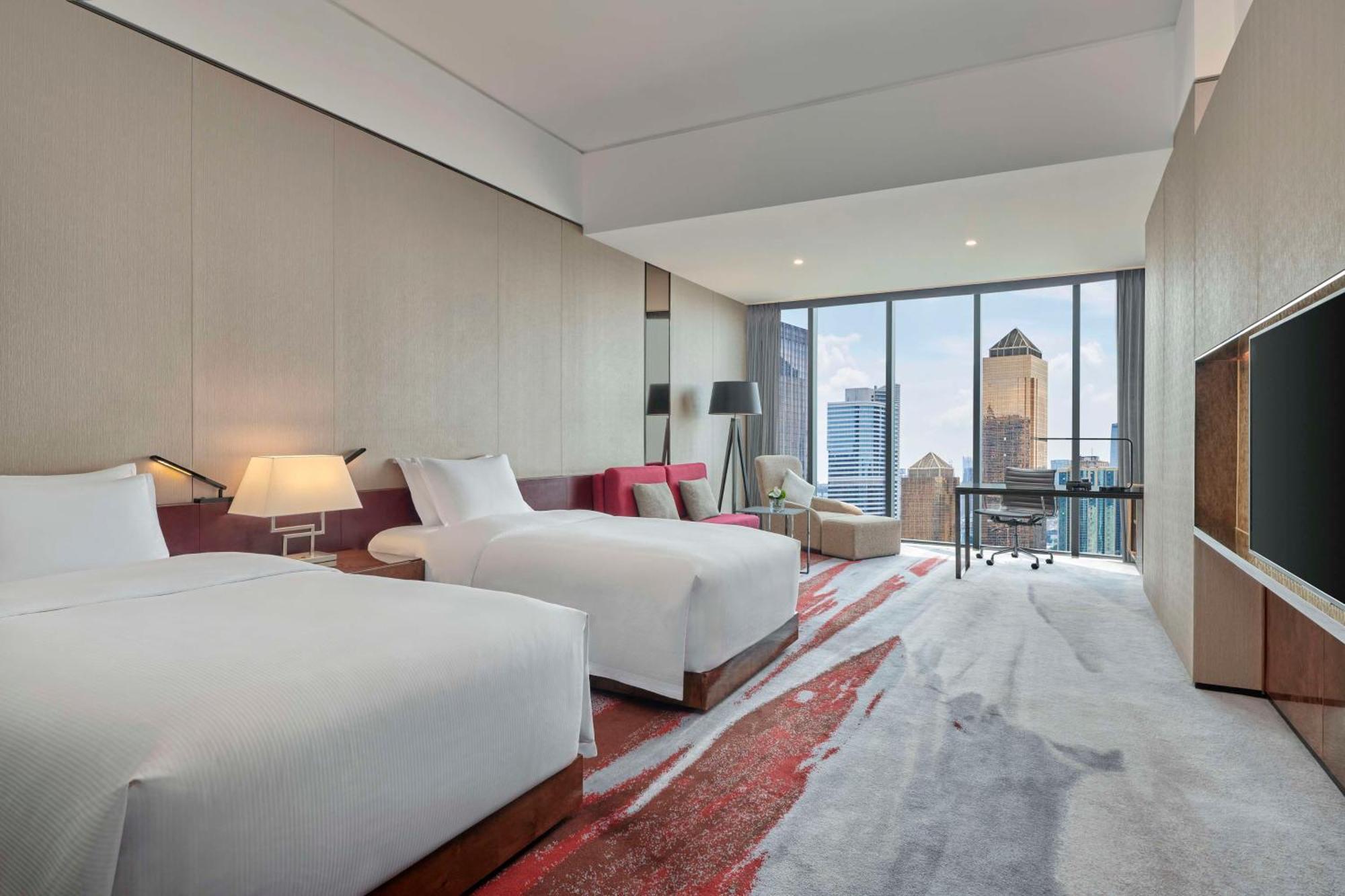 Hilton Guangzhou Tianhe - Free Shuttle Bus And Registration Counter Available During Canton Fair Period Eksteriør billede